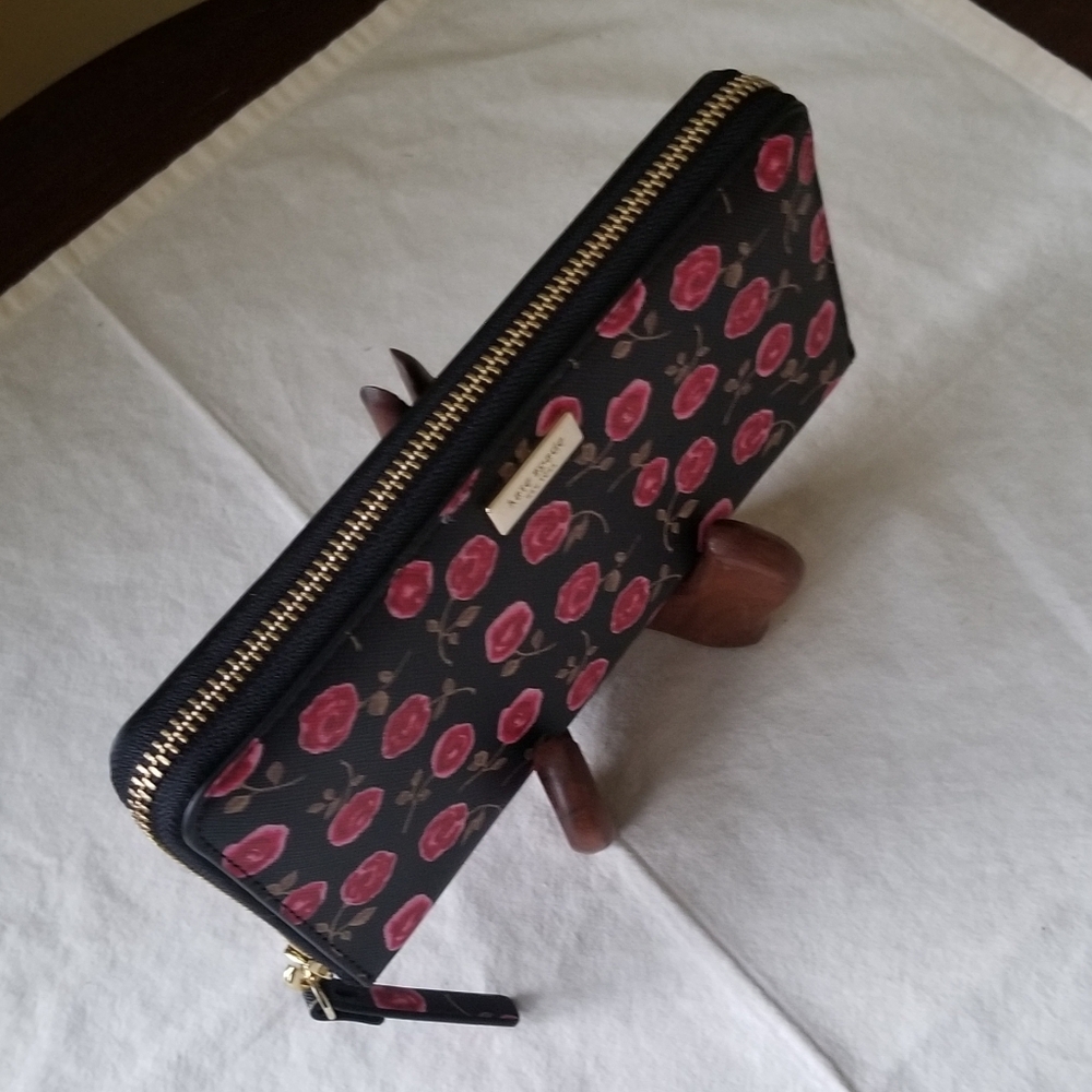 Kate Spade ♠️ "Hazy Rose," Zip-around Continental Wallet - Picture 2 of 12